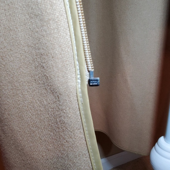 Burberry's Trenchcoat Liner - Picture 6 of 8